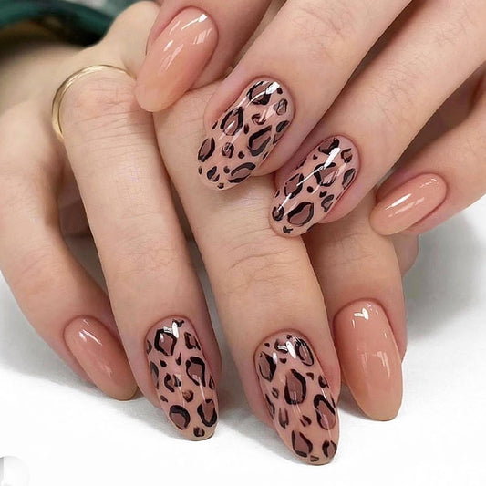 Wild Elegance Medium Oval Peach and Brown Leopard Print Press On Nail Set with Glossy Finish