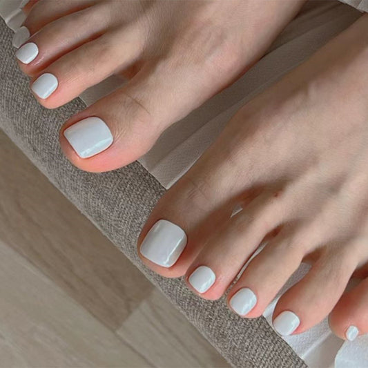 Elegant Charm Short Square Pale Gray Press On Nail Set with Glossy Finish