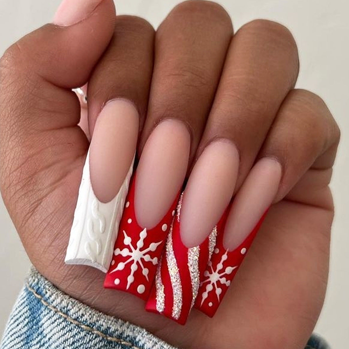 Festive Winter Charm Long Square Shape Red and White Press-On Nail Set with Glittering Snowflake Design