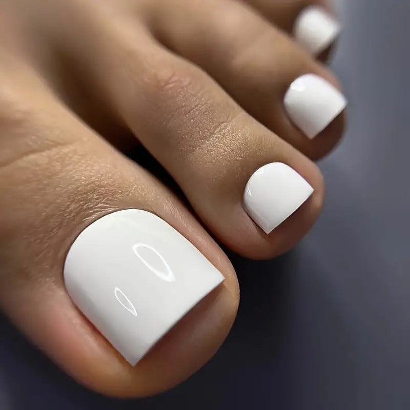 Elegant Summer Bliss Square Short White Press On Nail Set with High Gloss Finish