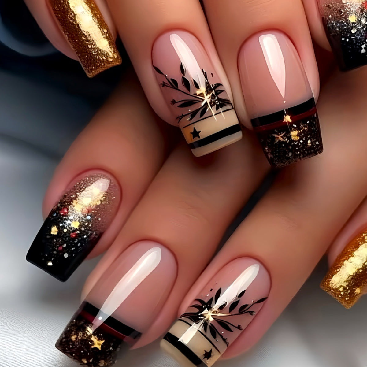 Glamorous Evening Bliss Short Square Golden Glitter with Star Accent Press-On Nail Set