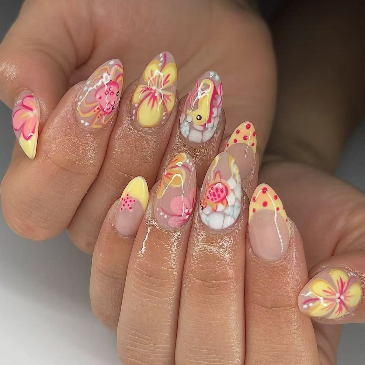 Tropical Paradise Medium Oval Yellow with Playful Undersea Animals Press On Nail Set