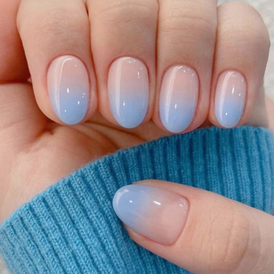 Elegant Ombre Sky Short Oval Pastel Blue Press On Nail Set with Gradient Design