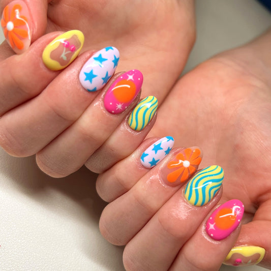 Sunny Daydream Short Oval Multicolor with Whimsical Designs Press on Nail Set