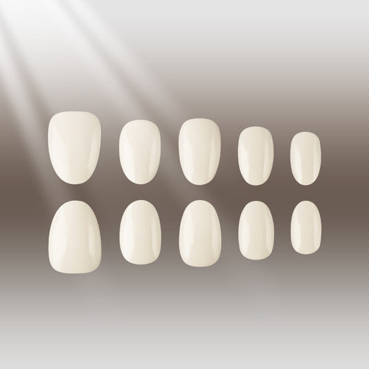 Elegant Harmony Short Oval Shaped Ivory Press On Nail Set with Glossy Finish