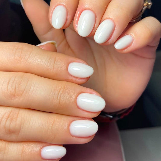 Enchanting Elegance Short Oval Shaped Glossy White Press On Nail Set with a Stunning High Shine Finish