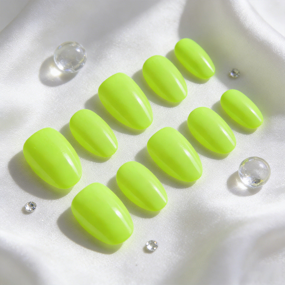 Neon Jungle Vibrant Short Oval Neon Green Press On Nail Set with Glossy Finish