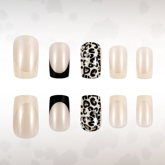 Wild Safari Glam Medium Square Chic Leopard Design Press-On Nail Set