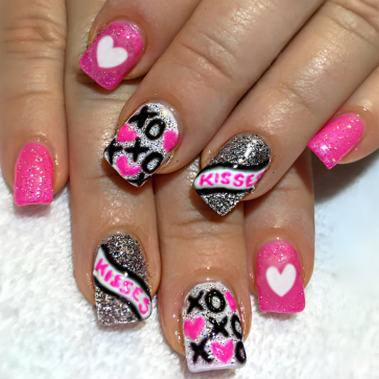 Sweet Romance Glittery ShortSquare Pink and Silver Press On Nail Set with Heart and Kiss Designs