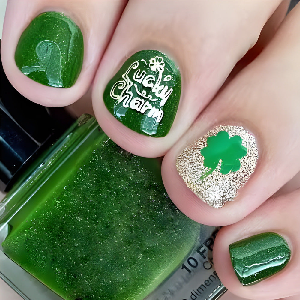 Emerald Enchantment Short Round Shimmering Green with Lucky Charm Design Nail Set