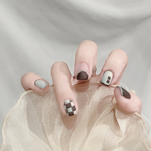 Glamorous Geometric Medium Square Grey and Black Press On Nail Set with Accent Rhinestones