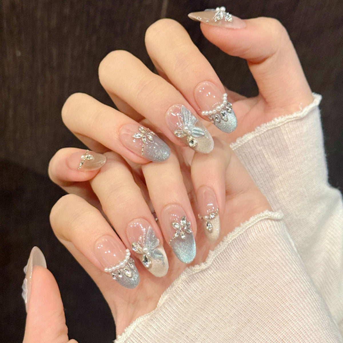 Fairy Tale Glamour Medium Oval Silver Ombre with Gemstone Accents Press On Nail Set