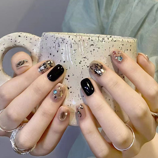 Chic Urban Vibes Medium Square Shape Black and Beige Press On Nail Set with Eye-Catching Gems and Artistry