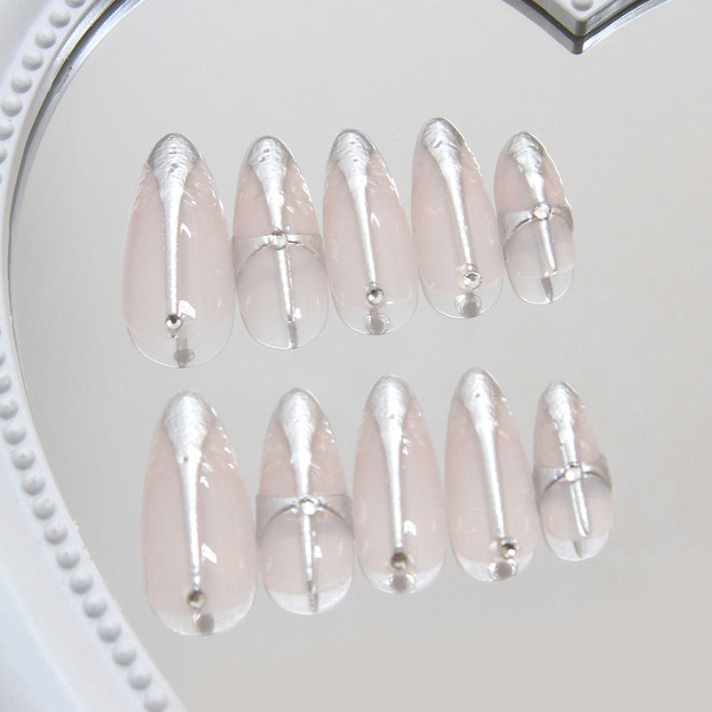 Glamorous Glamourous Press On Nails Elegant Short Almond Shaped Transparent Pink Design with Unique Silver Detailing