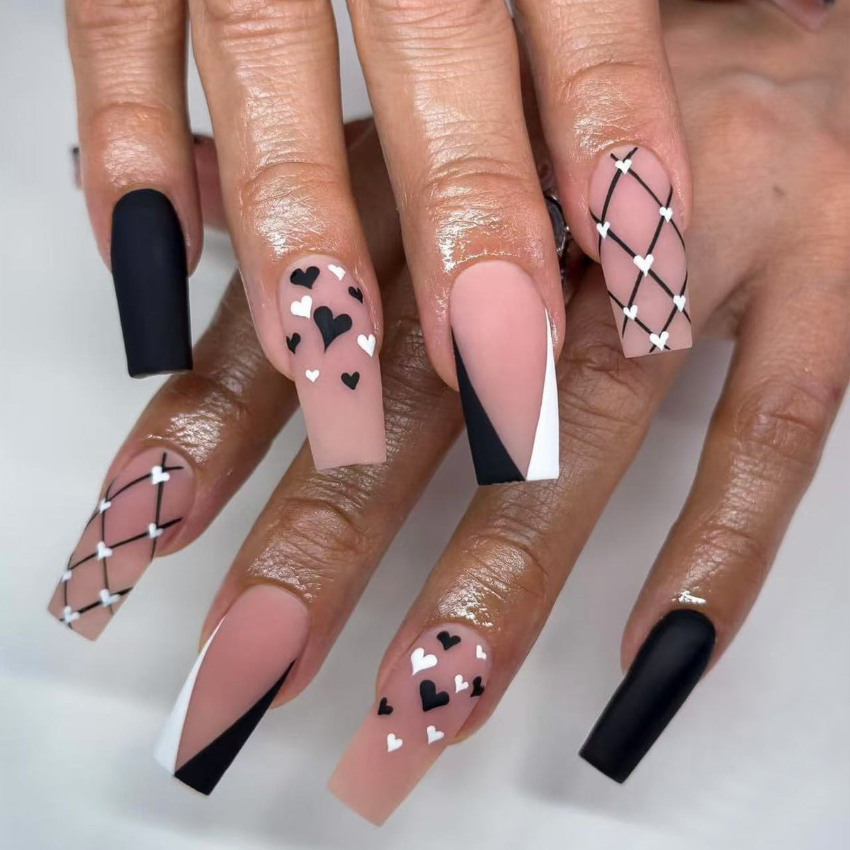 Romantic Heartfelt Medium Square Beige and Black Nail Set with Stylish Unique Patterns