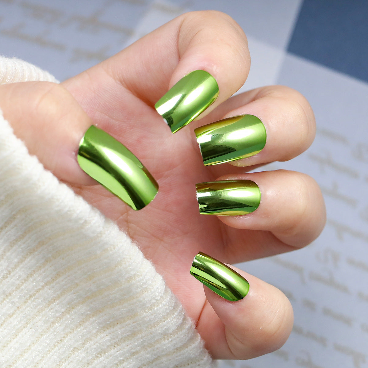 Emerald Enchantment Medium Square Metallic Green Press On Nail Set with High Gloss Mirror Finish