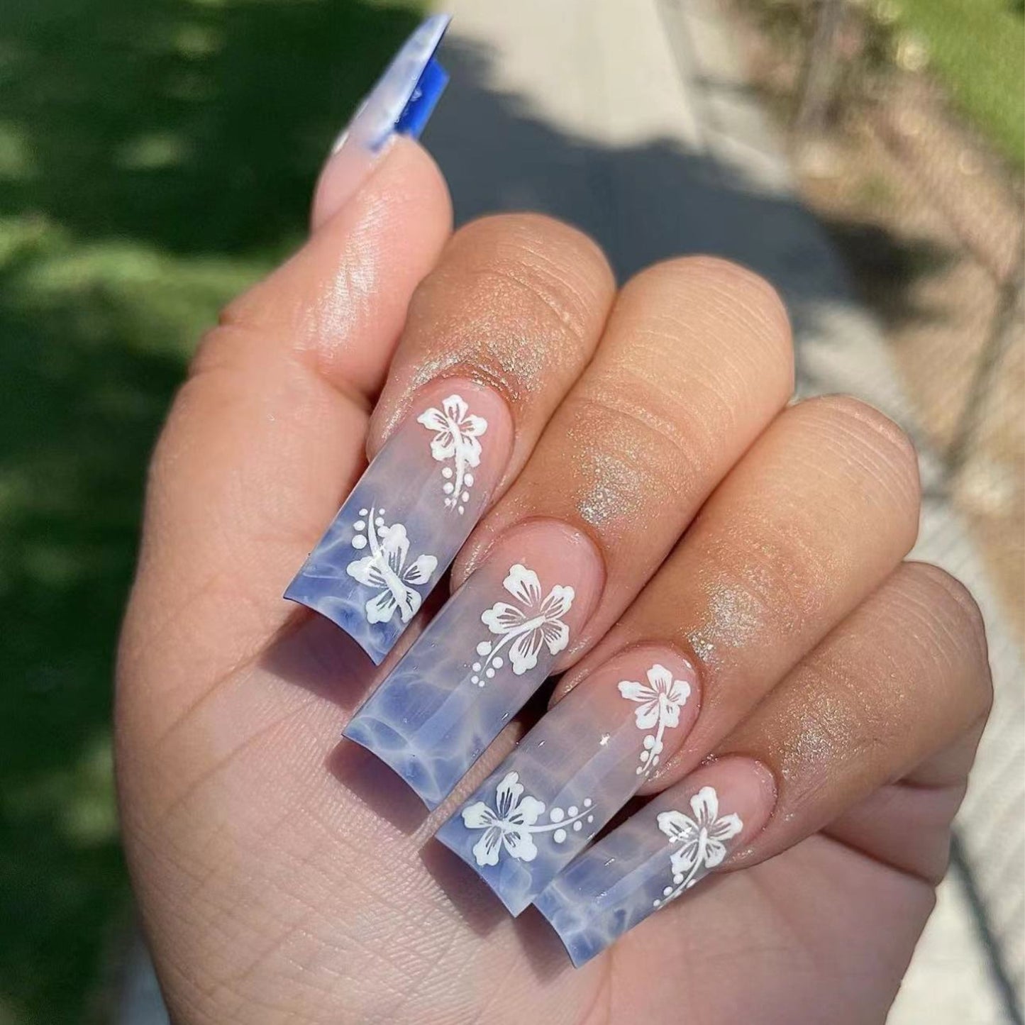 Glistening Water Medium Square Blue Vacation Press On Nails