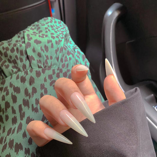 Chic Stiletto Long Natural Press-On Nails with a High-Gloss Finish
