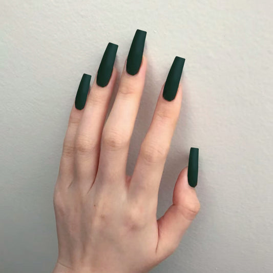 Emerald Envy Long Coffin Dark Green Press-On Nails with Matte Finish