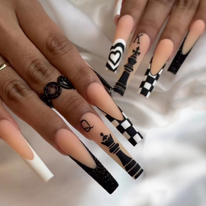 King Of Queens Long Coffin Black Checkered Press On Nails