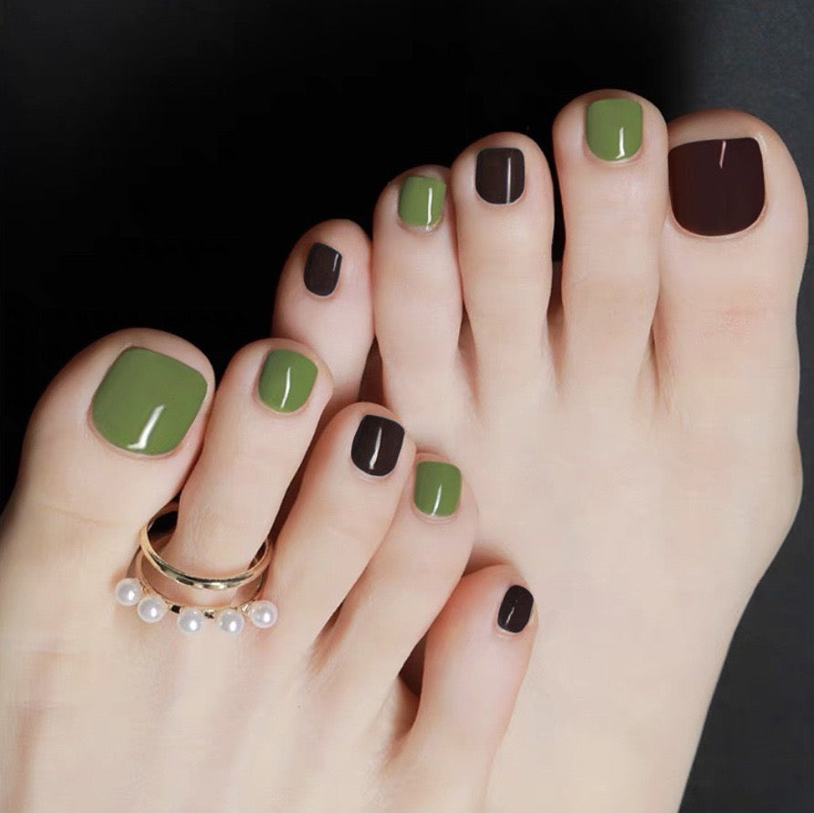 Earthy Elegance Short Square Press-On Toenails in Olive Green and Deep Espresso with Pearlescent Accents