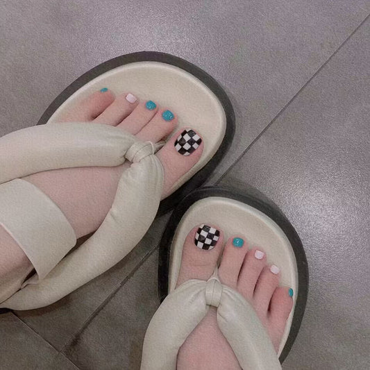 No Pressure Checkered Blue Press On Toenails