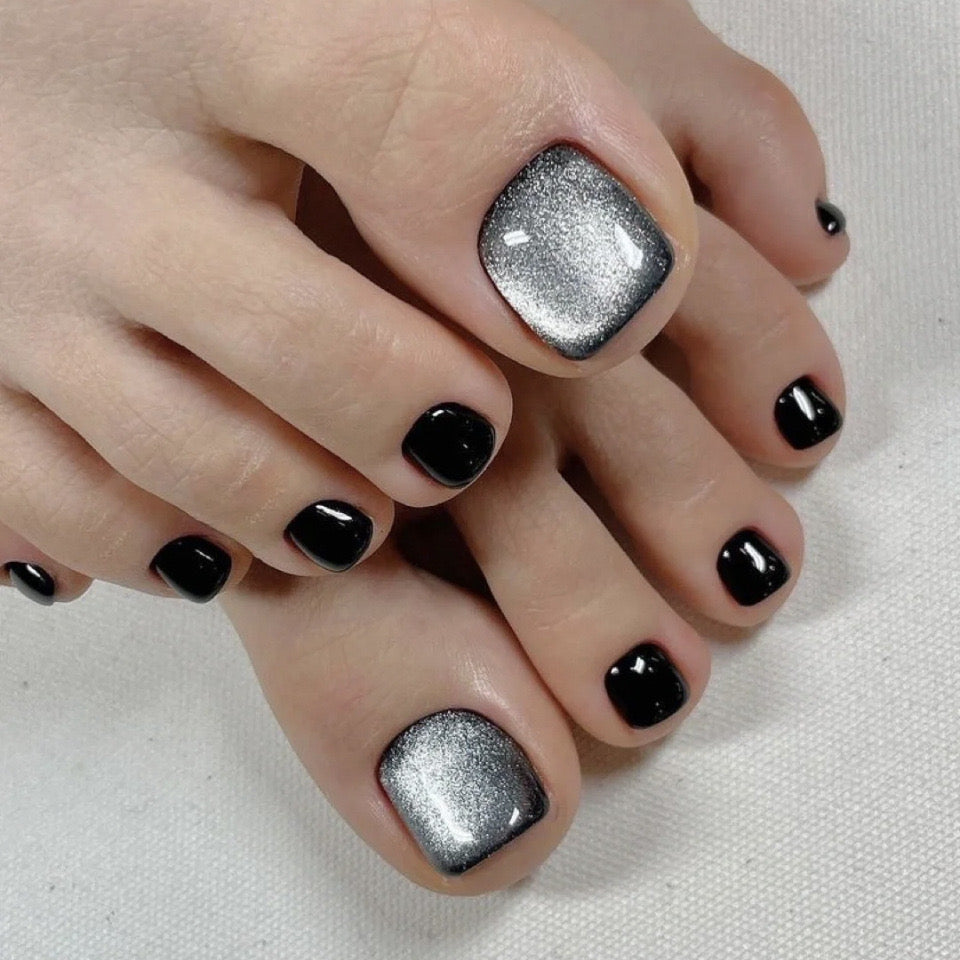 Elegant Short Square Press-On Toenails in Jet Black and Shimmering Silver Set