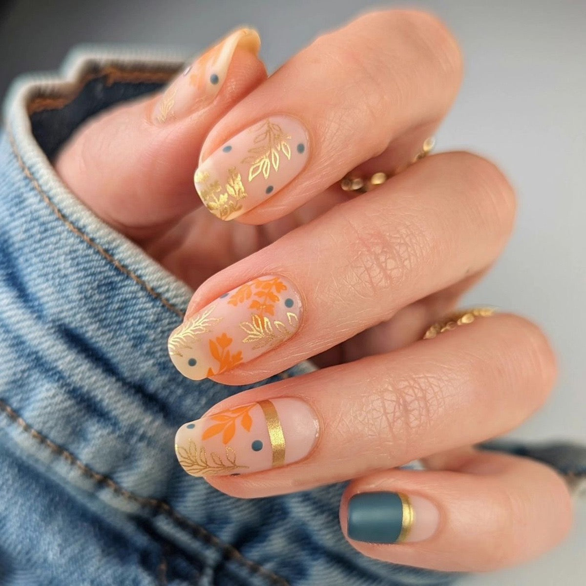 Gobble Them Up Medium Squoval Orange Fall Press On Nails
