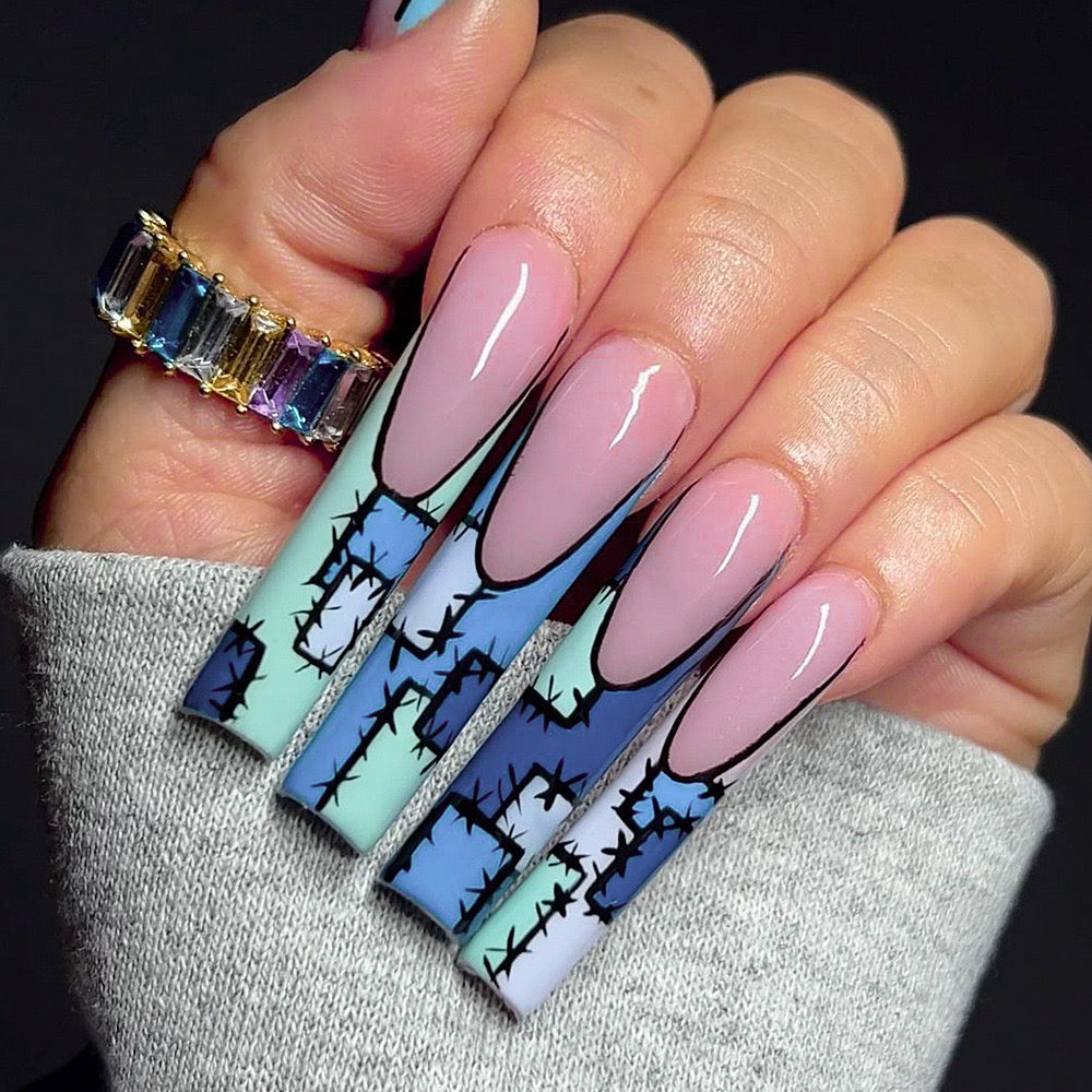 Chic Skyline Long Coffin Gradient Blue Press-On Nails with Barbed Wire Accent