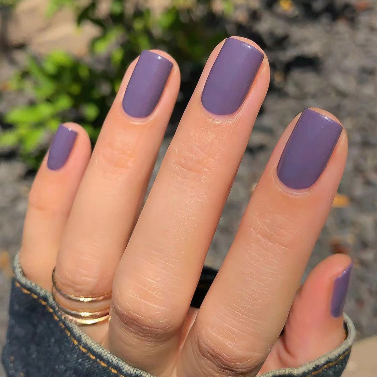 Sophisticated Chic Short Square Lavender Press-On Nails with Matte Finish