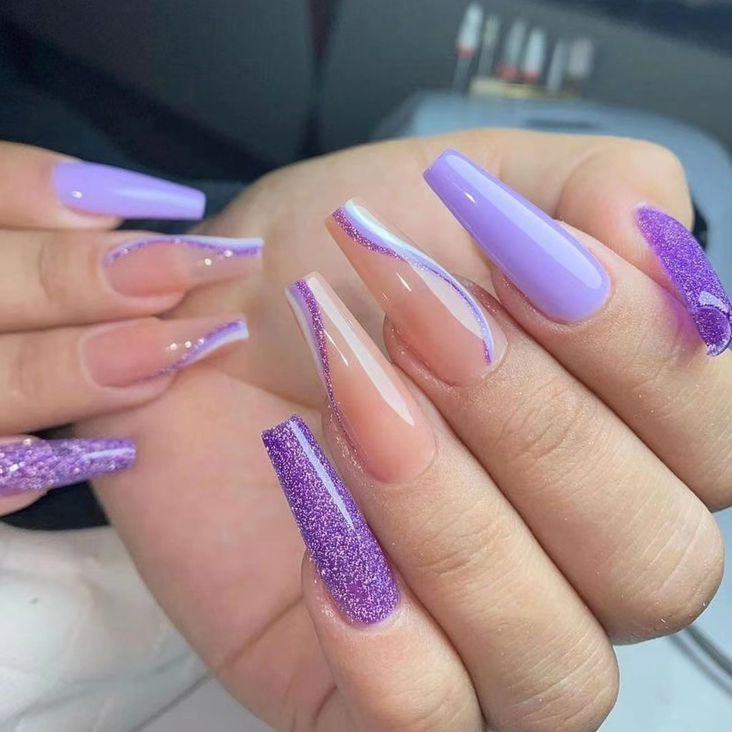 Lavender Bliss Extra Long Coffin Press-On Nails with Glossy Finish and Glitter Accents