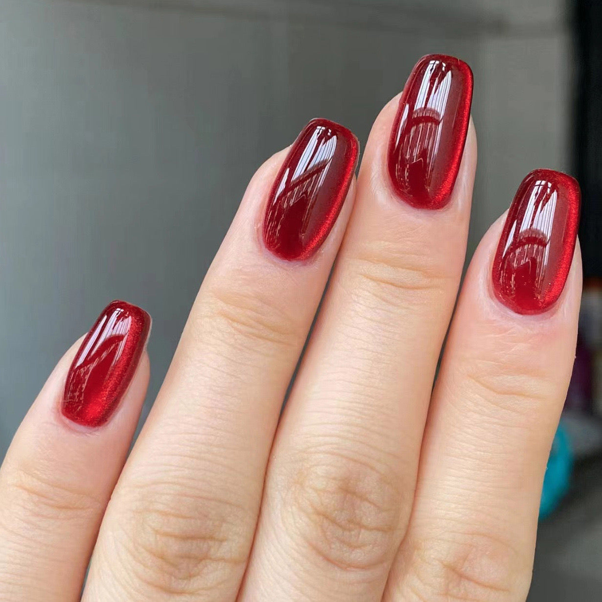Classic Elegance Medium Square Deep Red Press-On Nails with High Gloss Finish