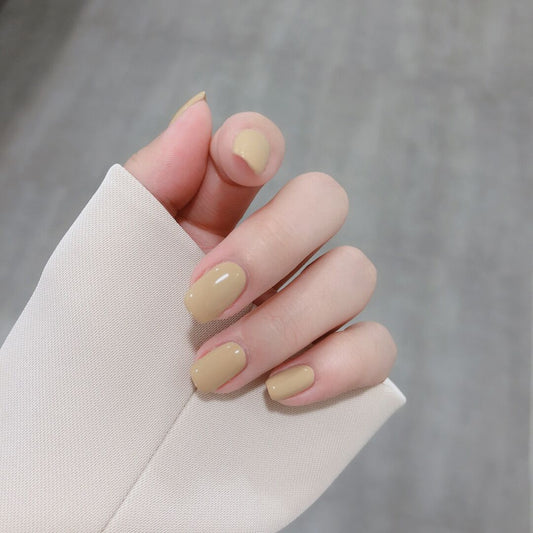 Roux Short Square White Everyday Press On Nails