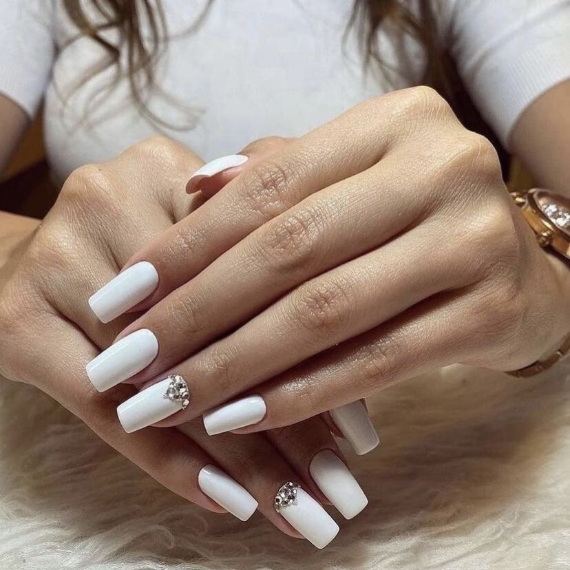 Elegant Bridal Medium Square White Press On Nail Set with Rhinestone Accents