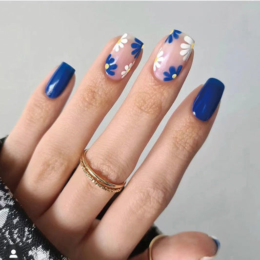 Blue Daisy Short Square Blue Floral Press On Nails