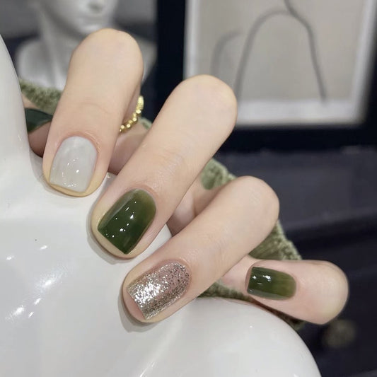 Here It Comes Short Square Green Glitter Press On Nails