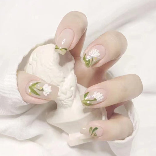 Serene Nature Medium Square Press On Nails in Soft Beige with Hand Painted Daisy Designs