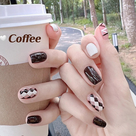 Cafe Chic Medium Square Chocolate and Latte Checkered Press On Nail Set