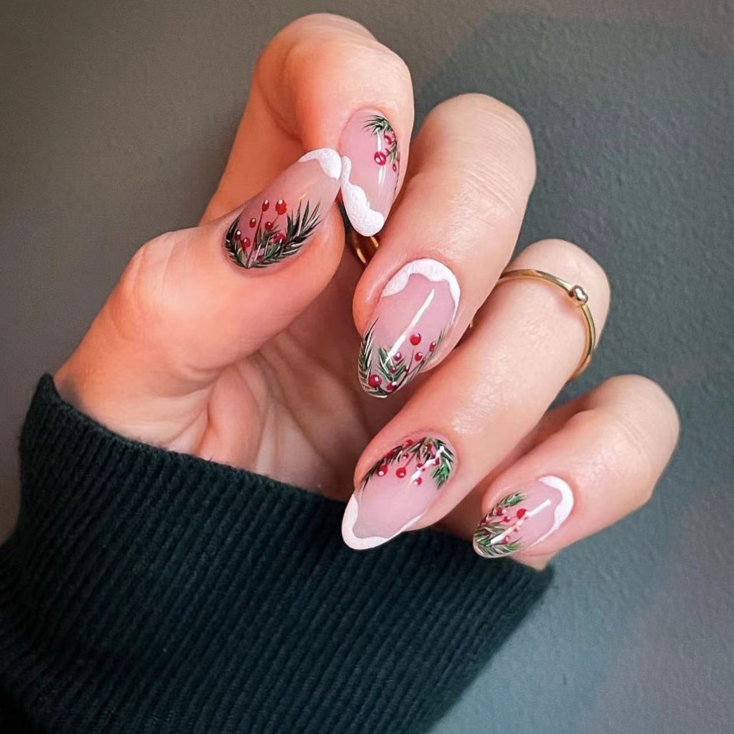 Under The Mistletoe Medium Almond Green Holiday Press On Nails