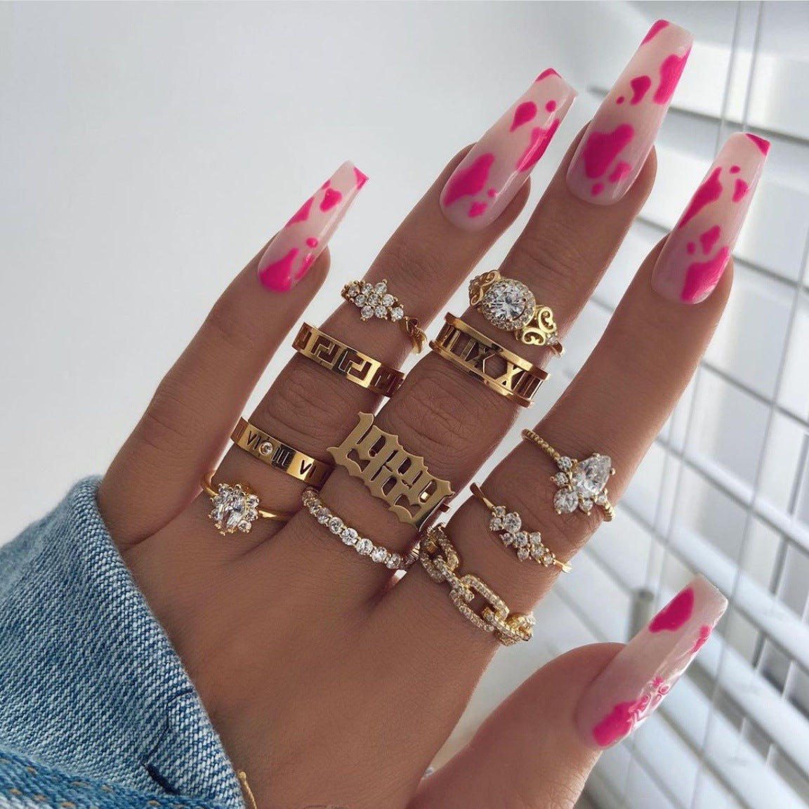 Glamour Splash Extra Long Coffin Pink and White Press On Nail Set with Hot Pink Splatter Design