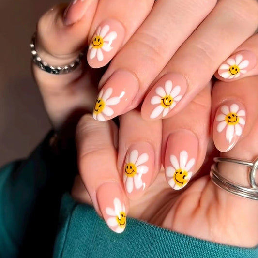 Daisy Smile Medium Oval Yellow Summer Press On Nails