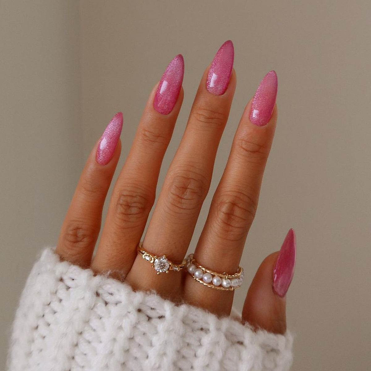 Cozy Pink Sparkle: Medium Almond Glittering Pink Press-On Nail Set with Glossy Finish