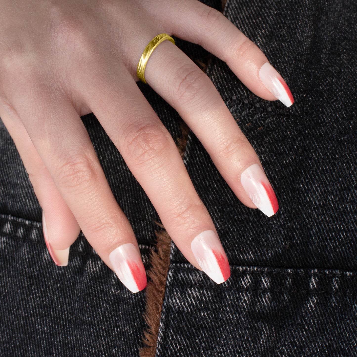 Elegant Sunrise Short Coffin Ombre Press On Nail Set with Red to White Gradient